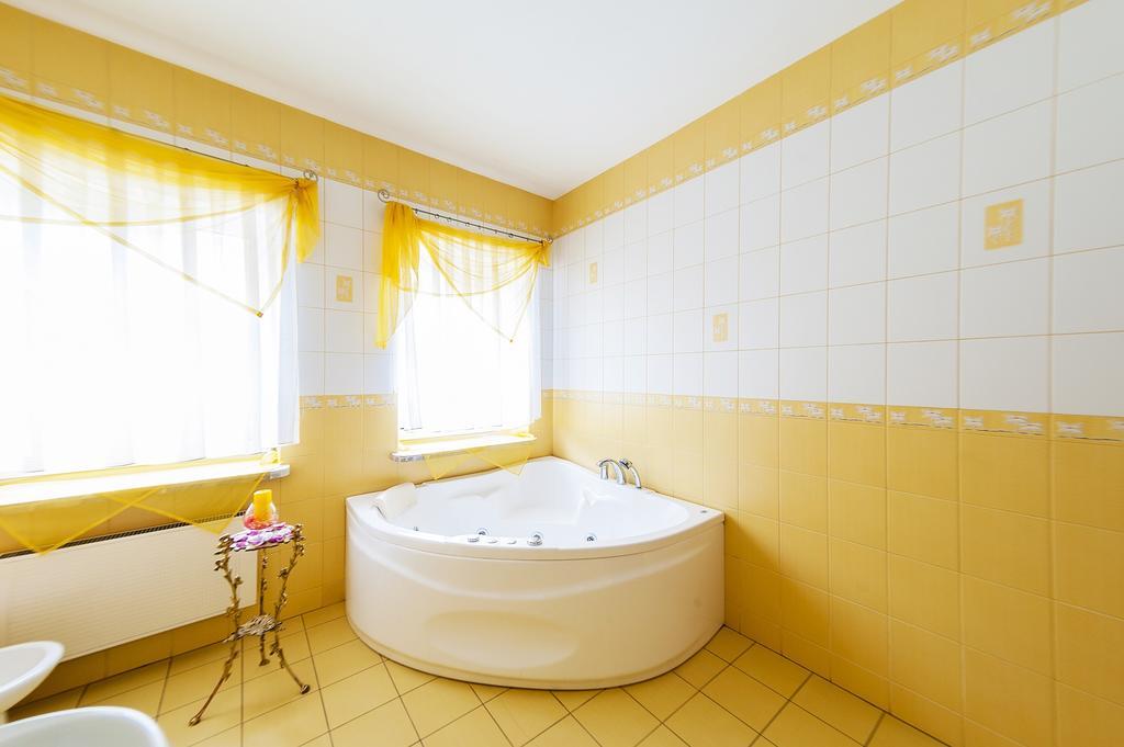 Uroczysko Bed & Breakfast Jastrowie Ruang foto